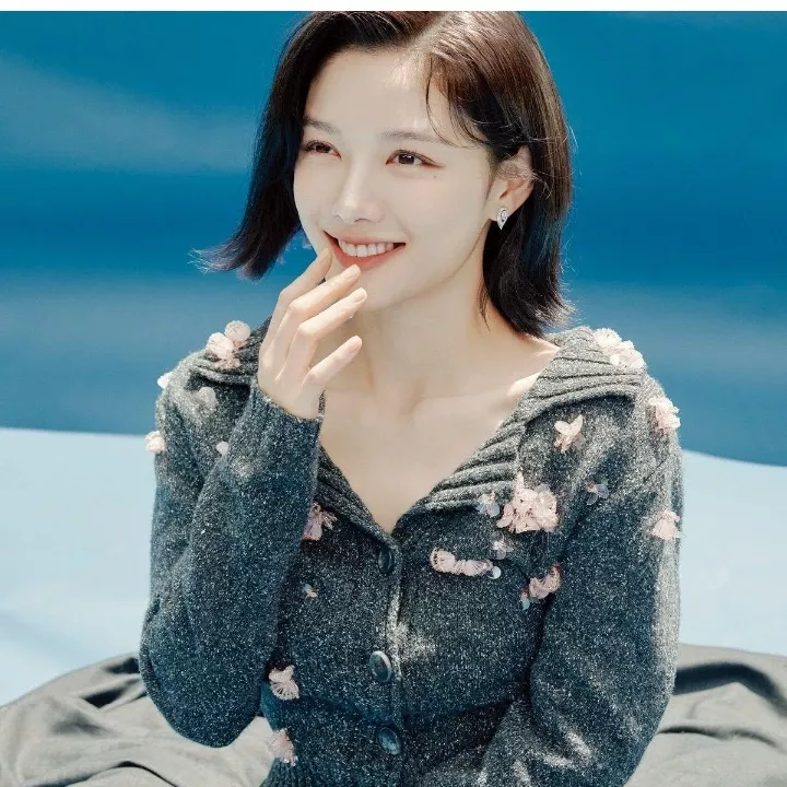 Latest photo of Kim Youjung