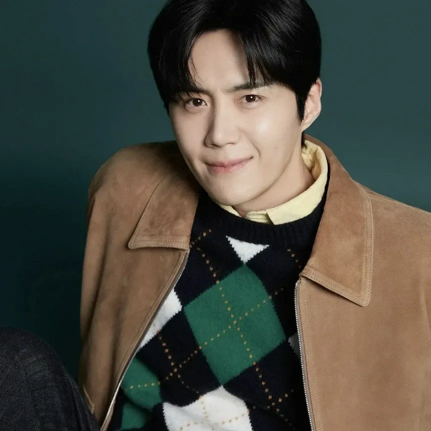 Behind-the-scenes cut of Kim Seonho