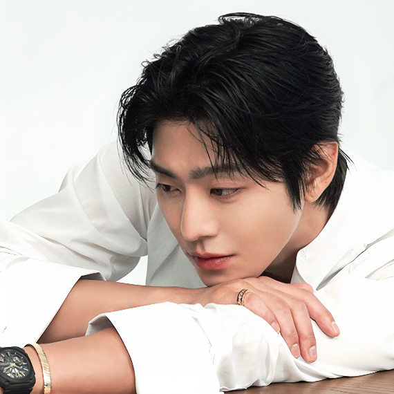 Recent activity shot of Ahn Hyoseop