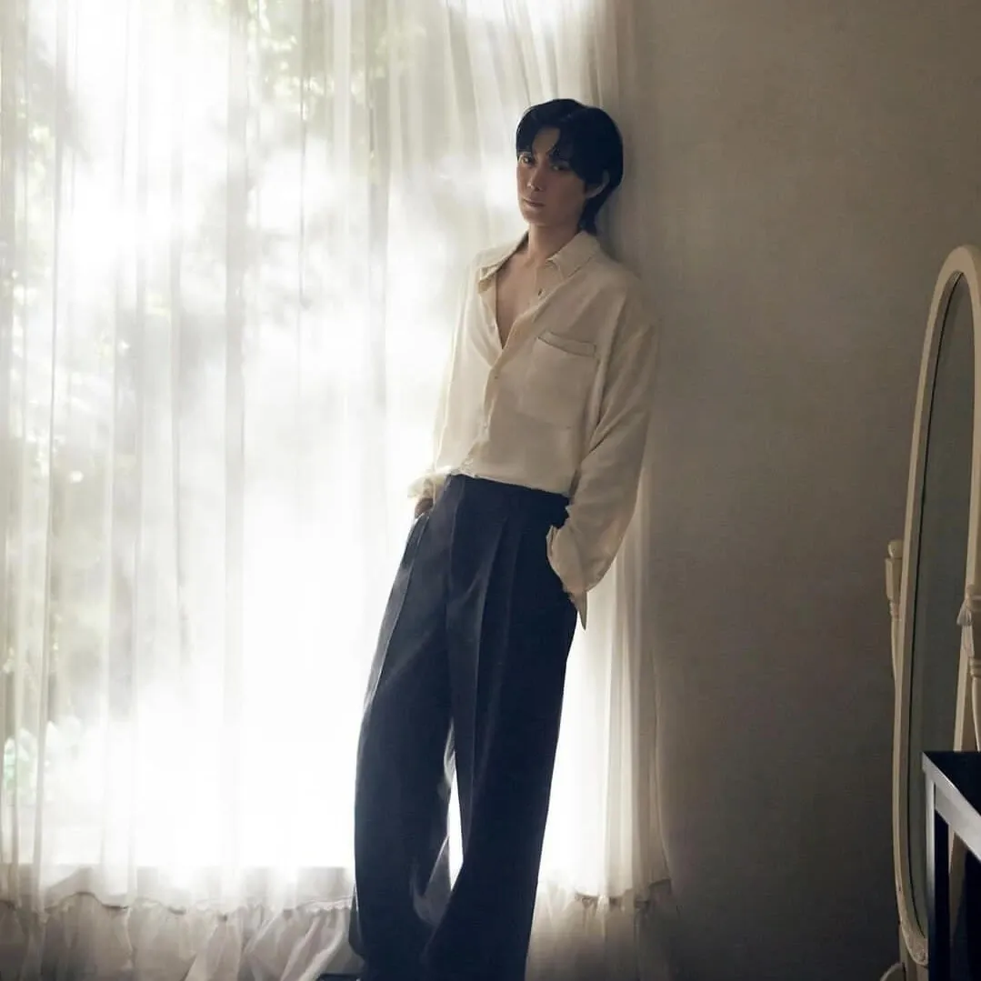 A moment captured by a fan of Kim Youngdae
