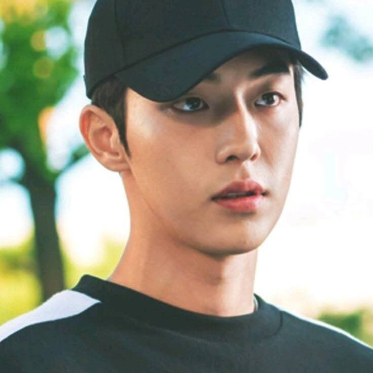 Behind-the-scenes cut of Nam Joohyuk