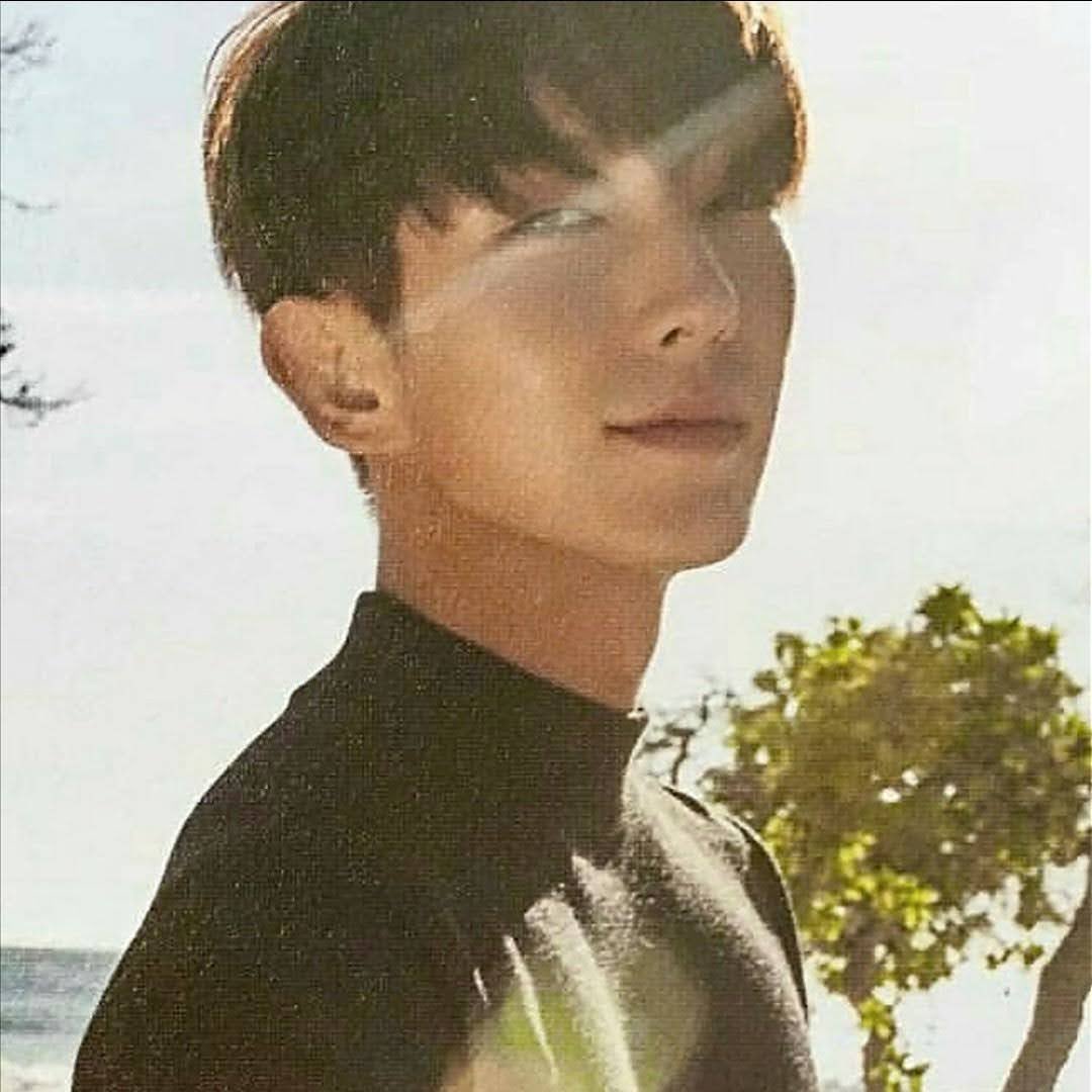 Behind-the-scenes cut of Lee Joongi