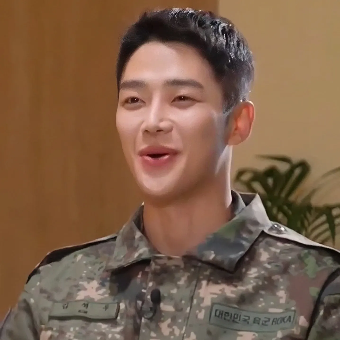 로운 최근 활동샷