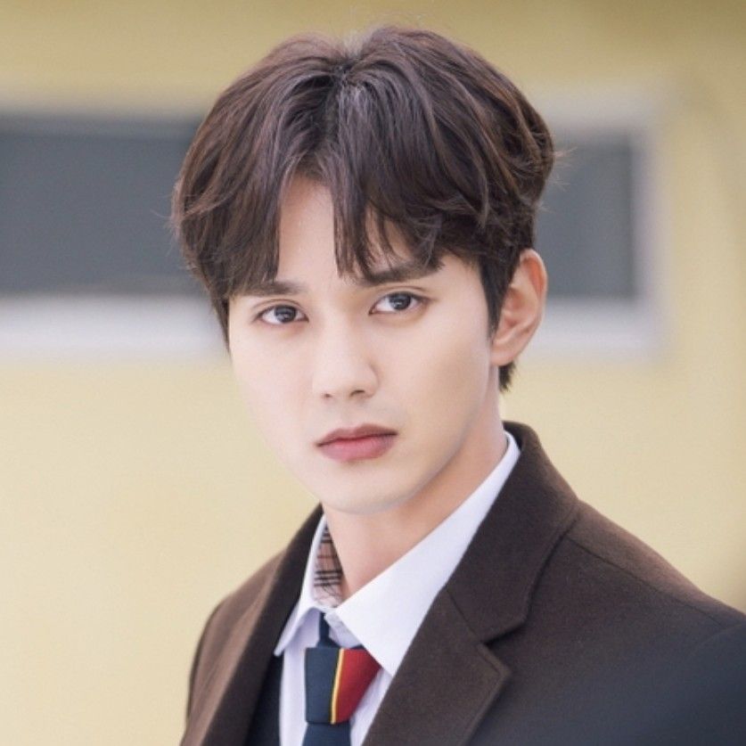 Latest photo of Yoo Seungho