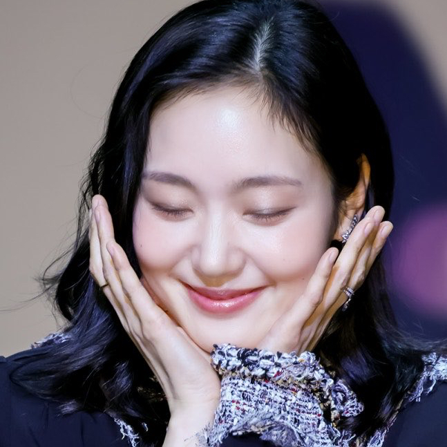 Behind-the-scenes cut of Kim Goeun