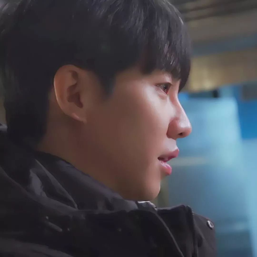 Momen yang diabadikan oleh penggemar Lee Seunggi