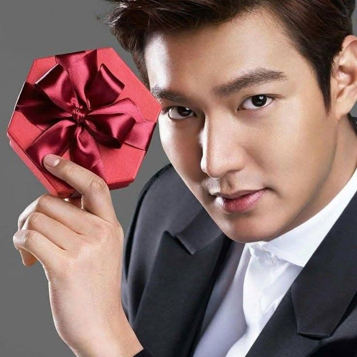 이민호 최근 활동샷