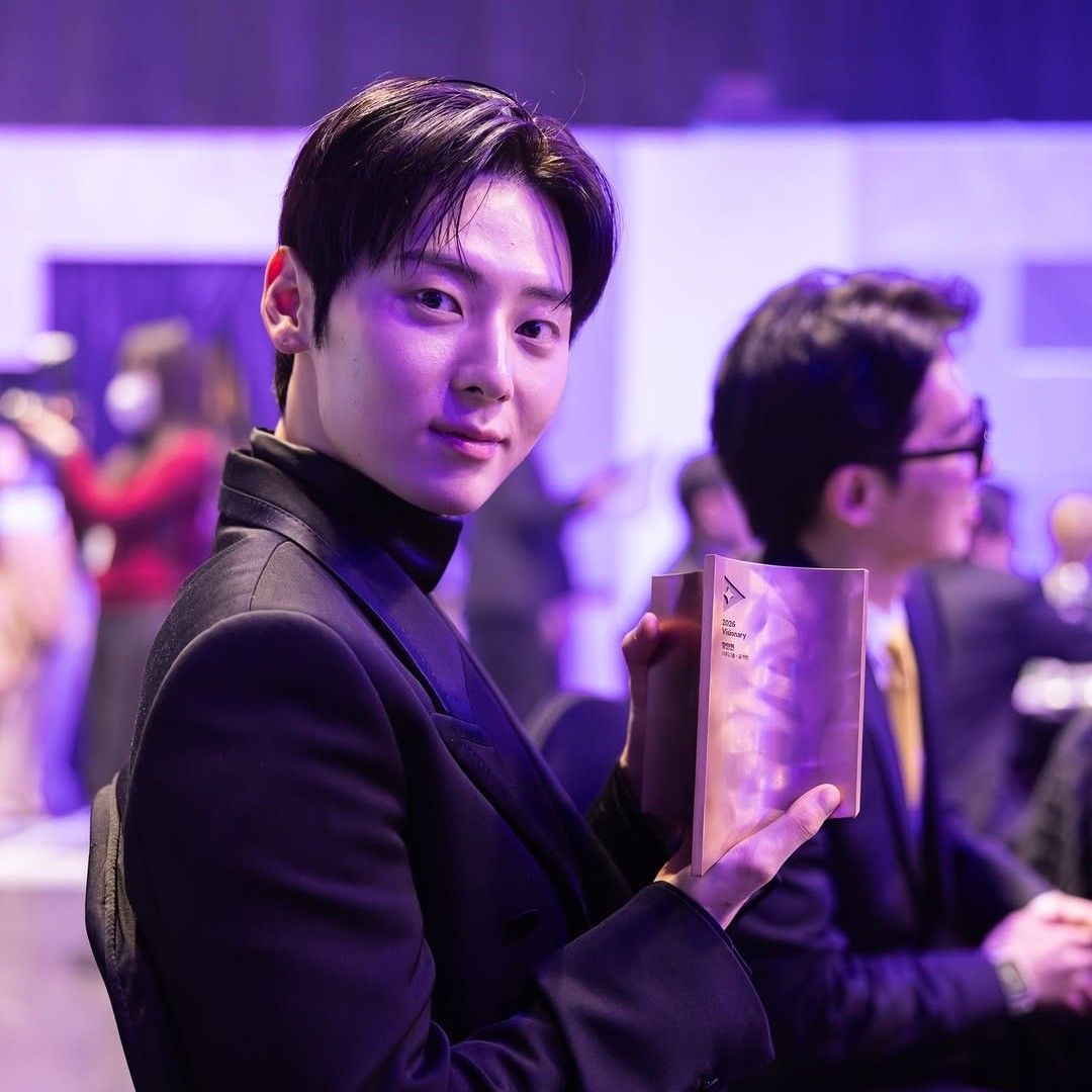 Latest photo of Hwang Minhyun