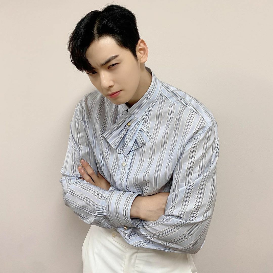 Latest photo of Cha Eunwoo