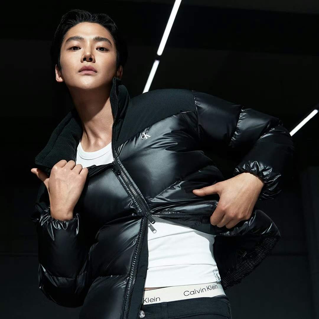 Foto terbaru dari Rowoon