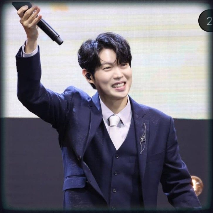 Recent activity shot of Son Taejin