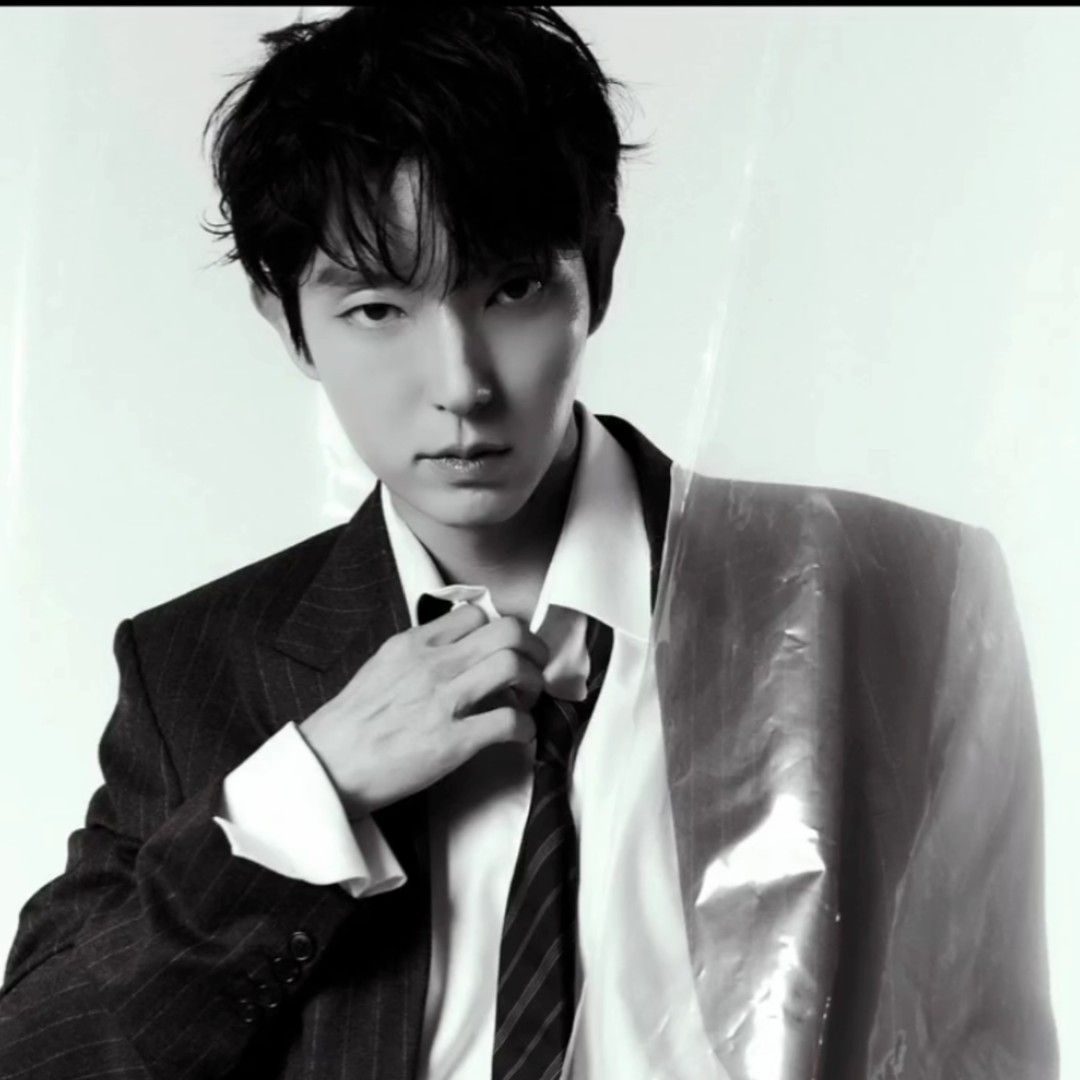 Recent activity shot of Lee Joongi