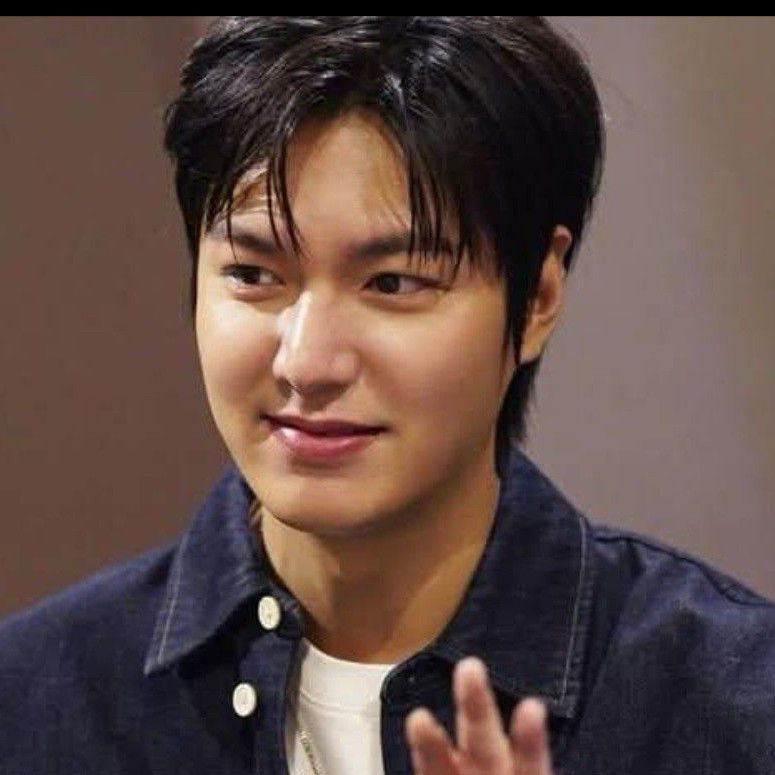 Latest photo of Lee Minho
