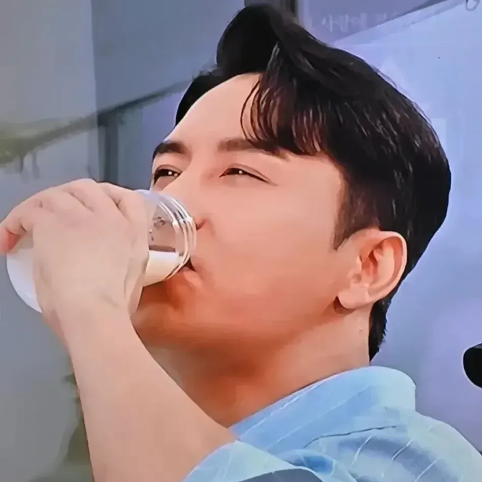 Foto kegiatan terbaru dari Jang Minho