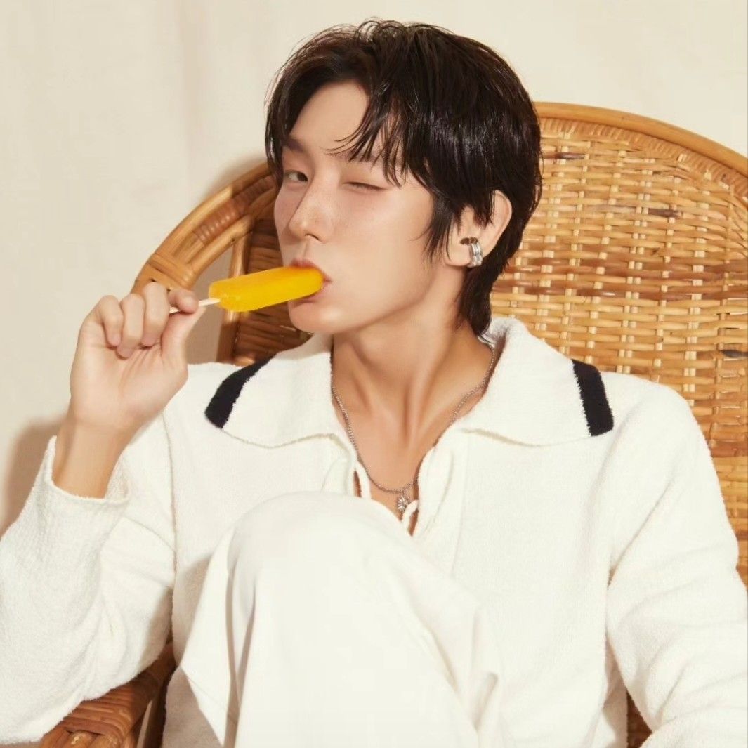 Recent activity shot of Lee Joongi