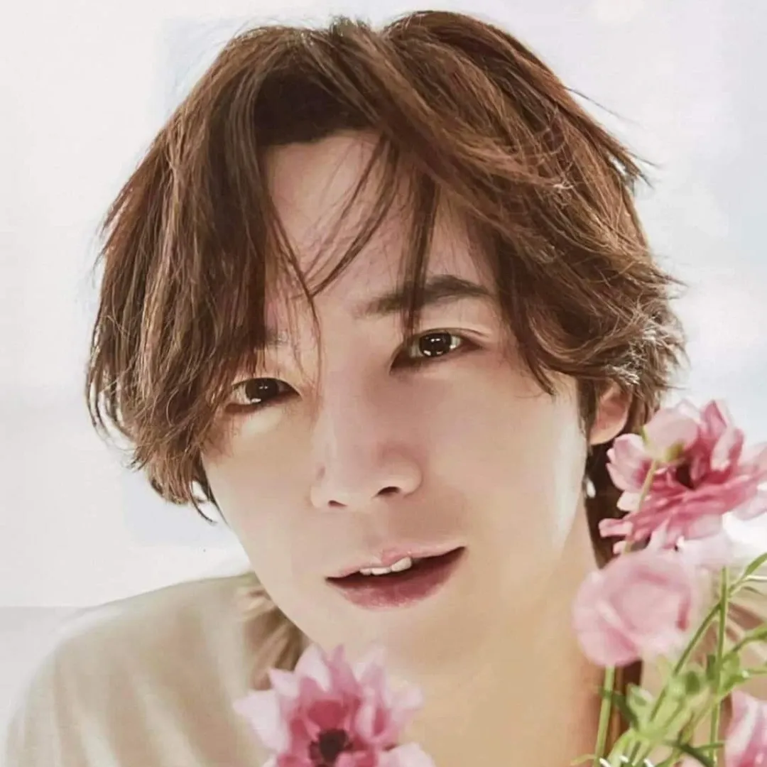 A moment captured by a fan of Jang Geunsuk
