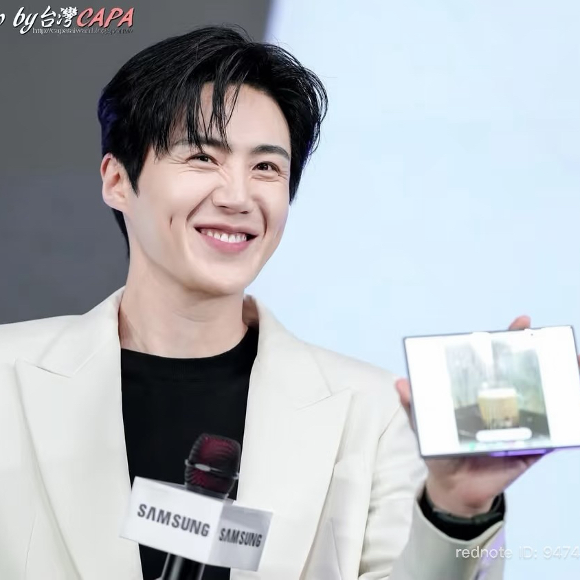 Cuplikan di balik layar dari Kim Seonho