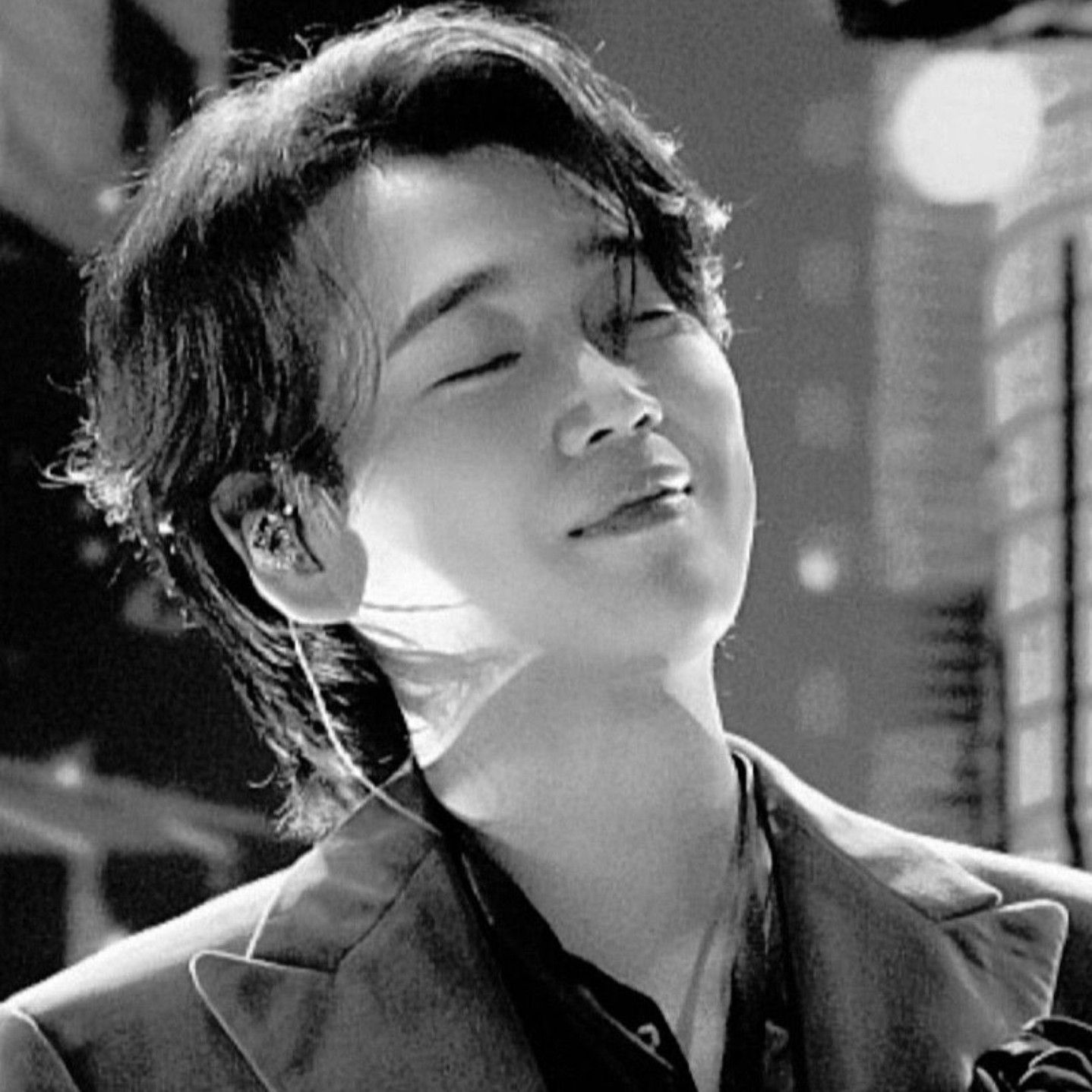 A moment captured by a fan of Hwang Youngwoong