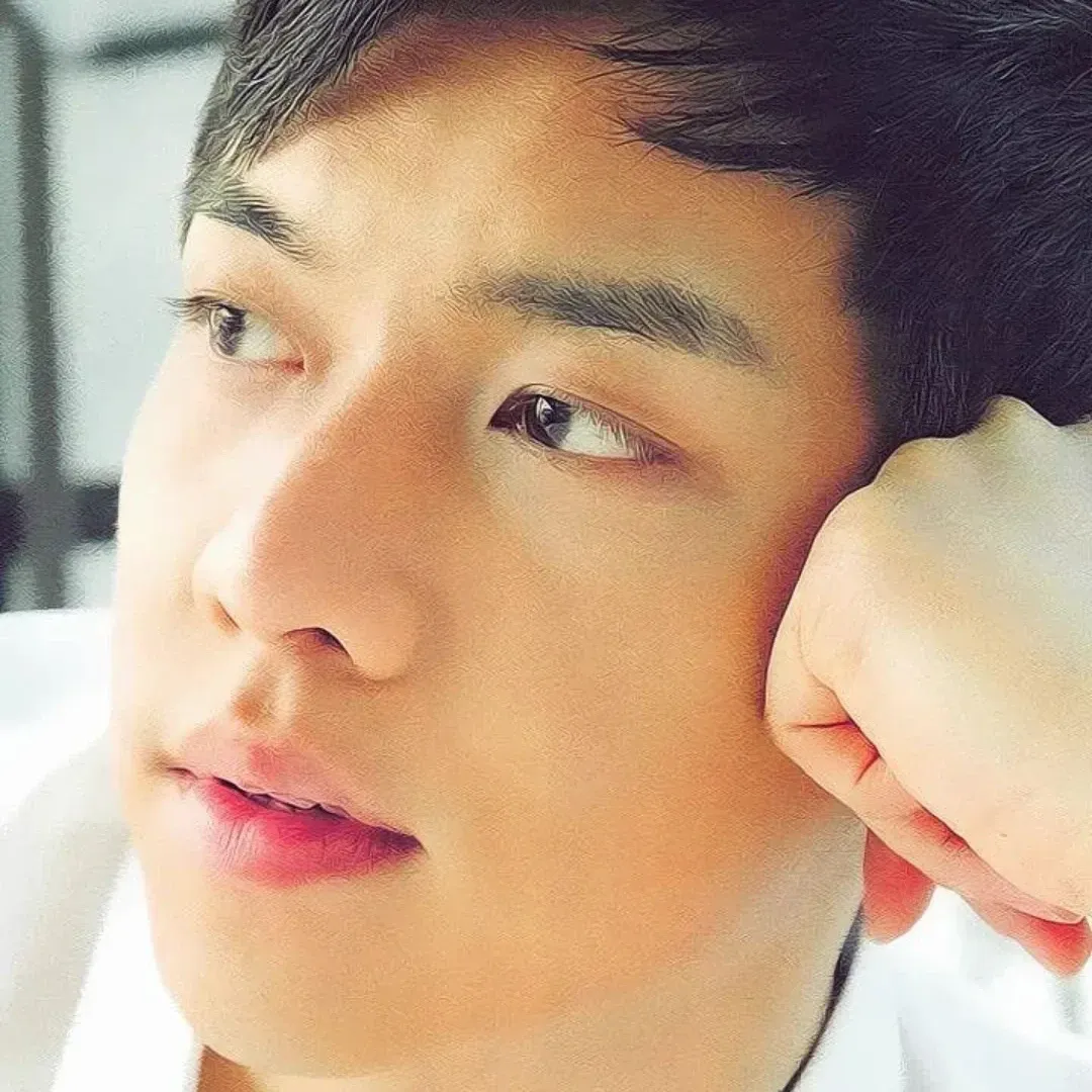 イ・スンギの最近の活動ショット