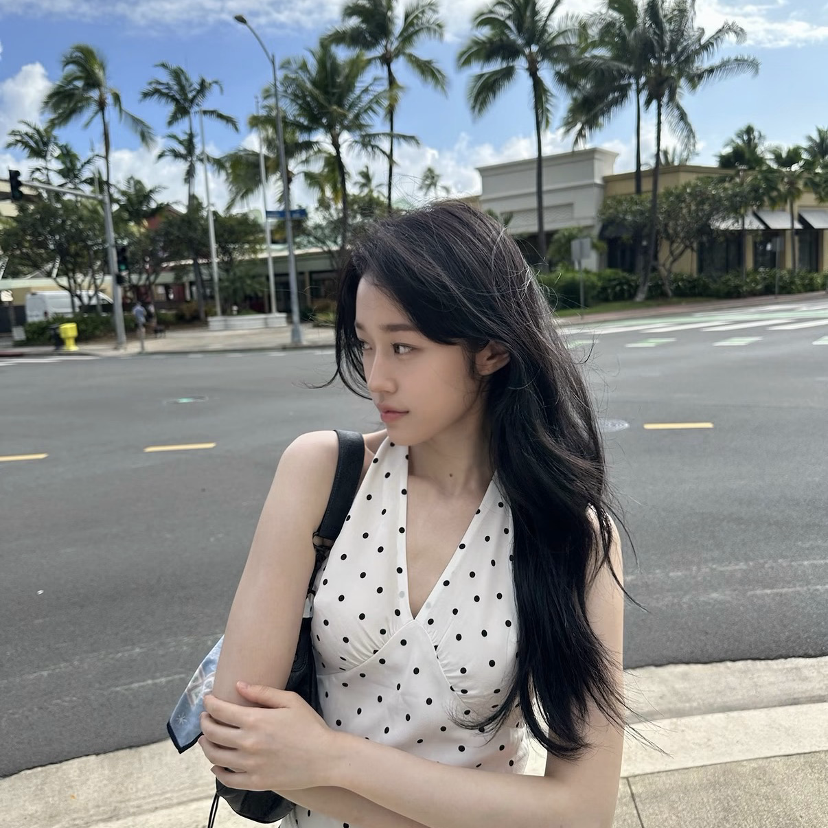 Behind-the-scenes cut of Roh Yoonseo