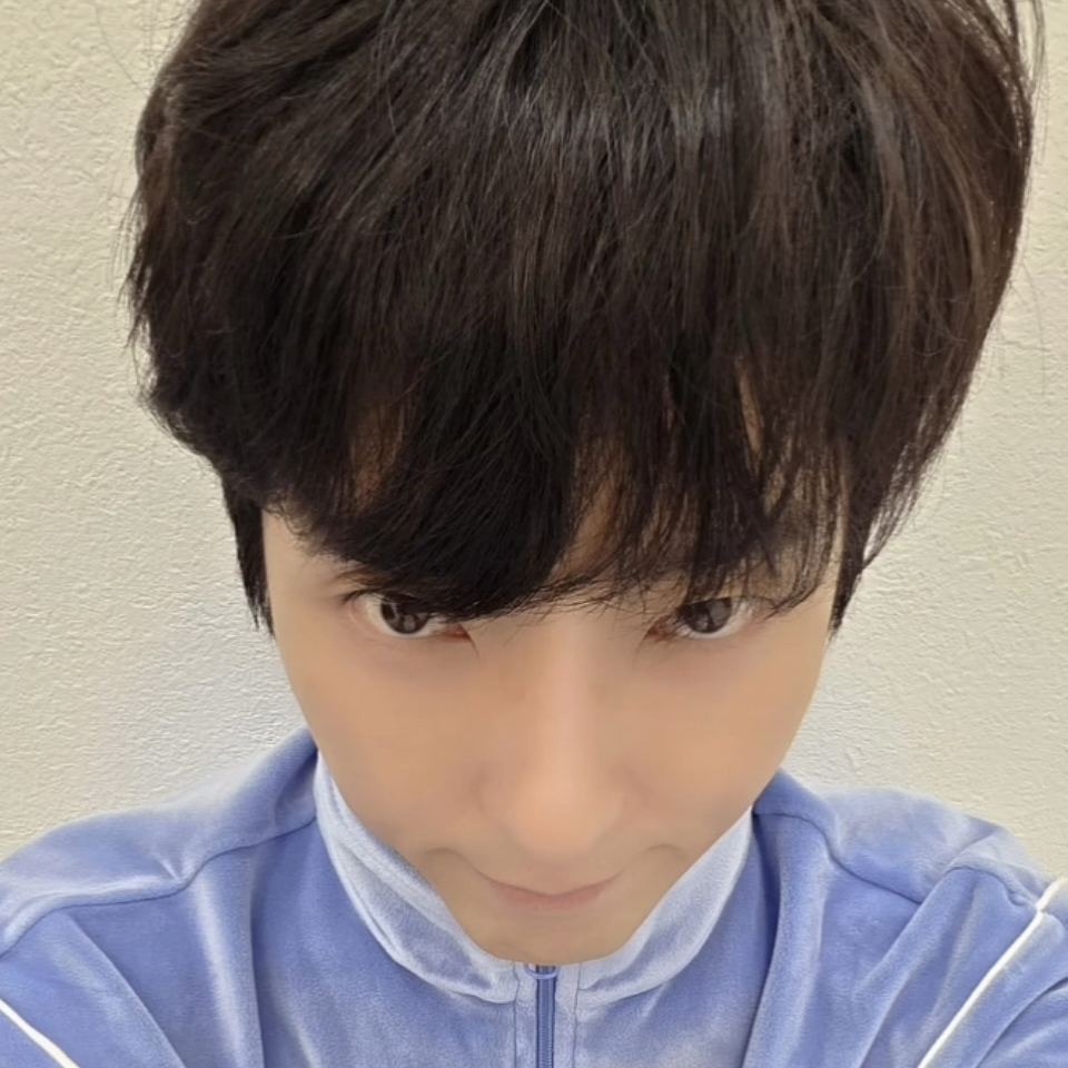 A moment captured by a fan of Lee Joongi