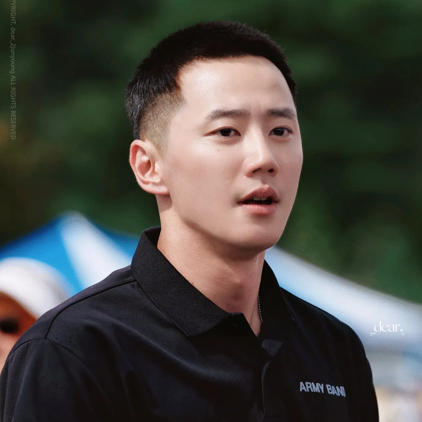 Behind-the-scenes cut of Lee Junyoung