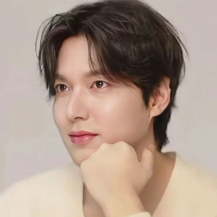 Behind-the-scenes cut of Lee Minho