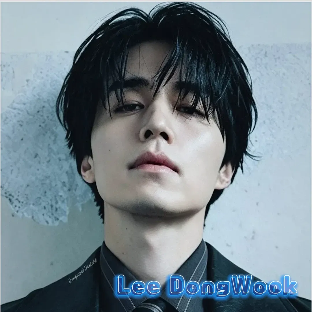 Recent activity shot of Lee Dongwook