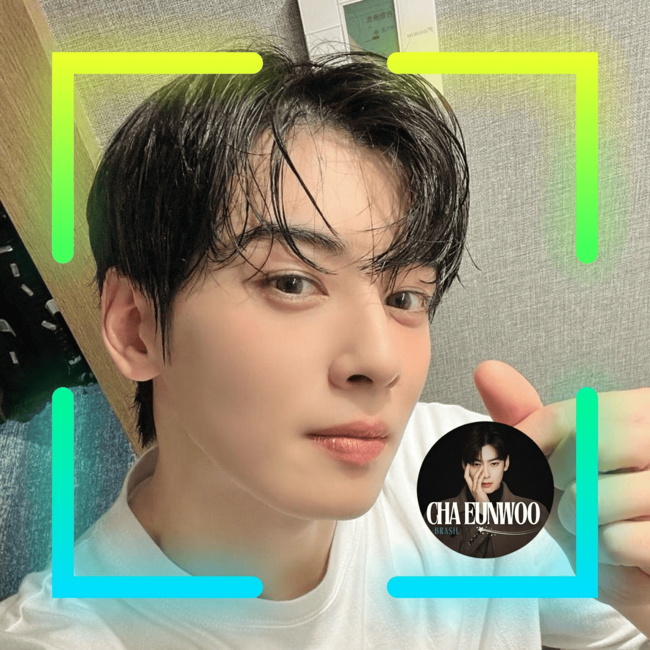 A moment captured by a fan of Cha Eunwoo