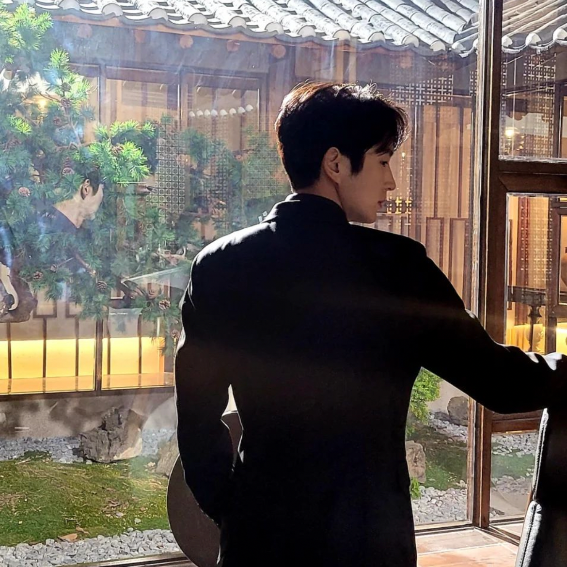 Recent activity shot of Lee Joongi