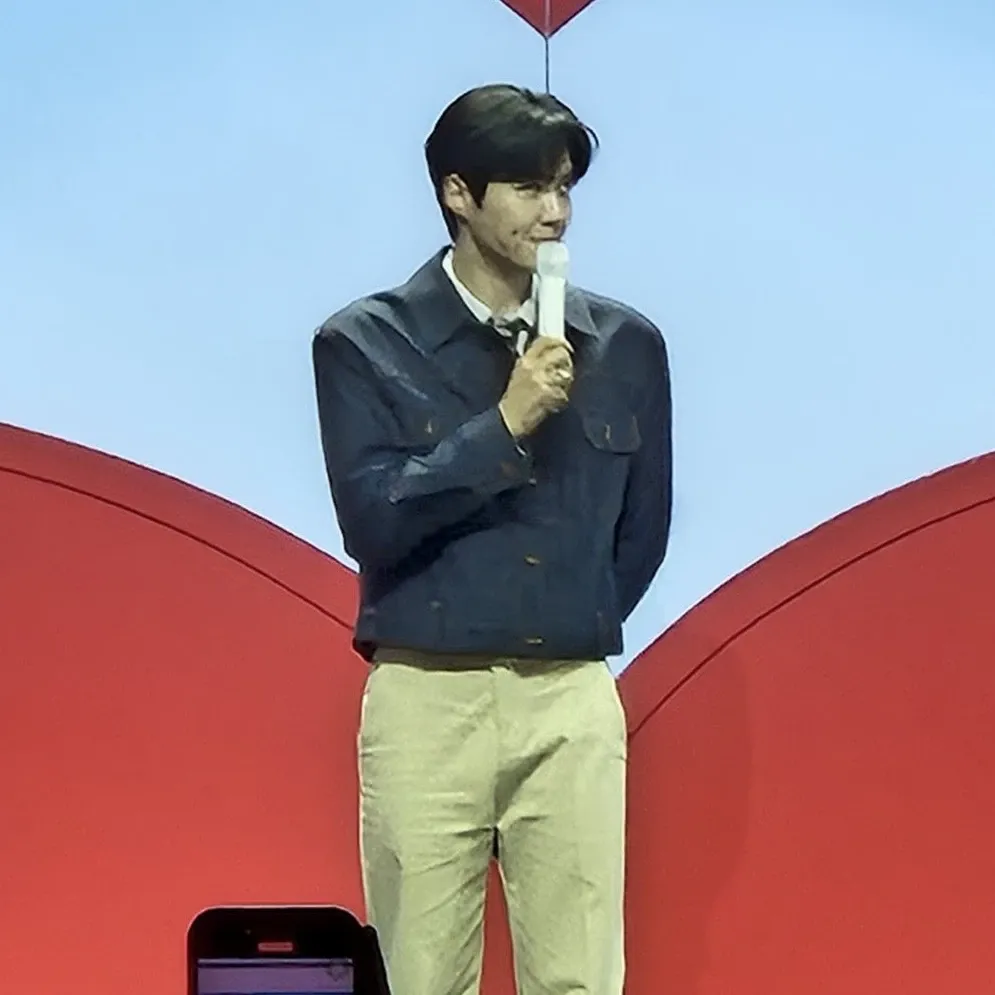 Cuplikan di balik layar dari Kim Seonho