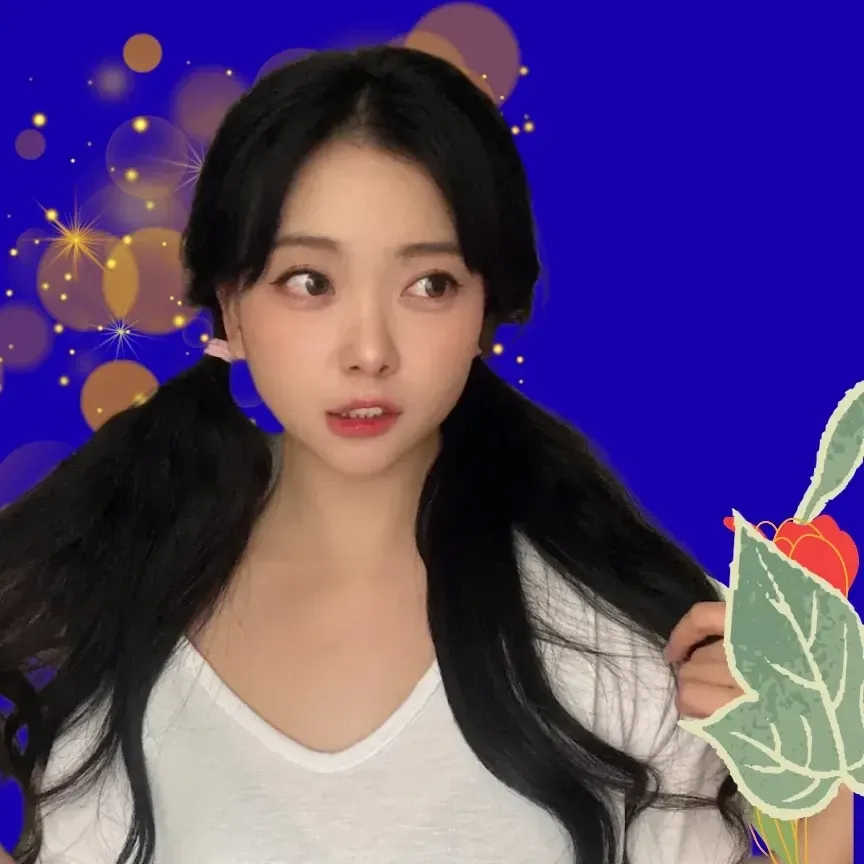A moment captured by a fan of YOYOMI