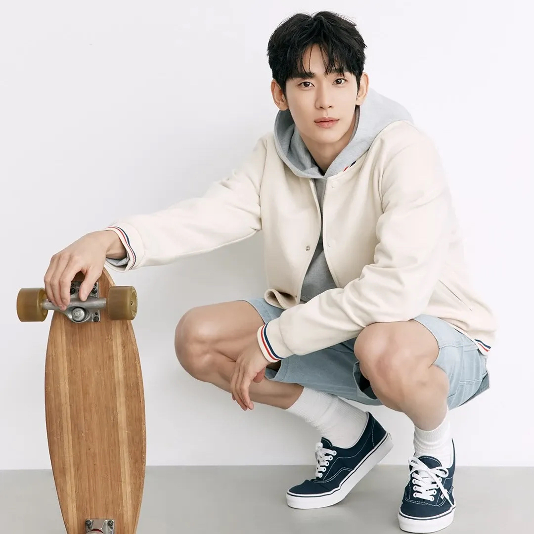 Behind-the-scenes cut of Kim Soohyun