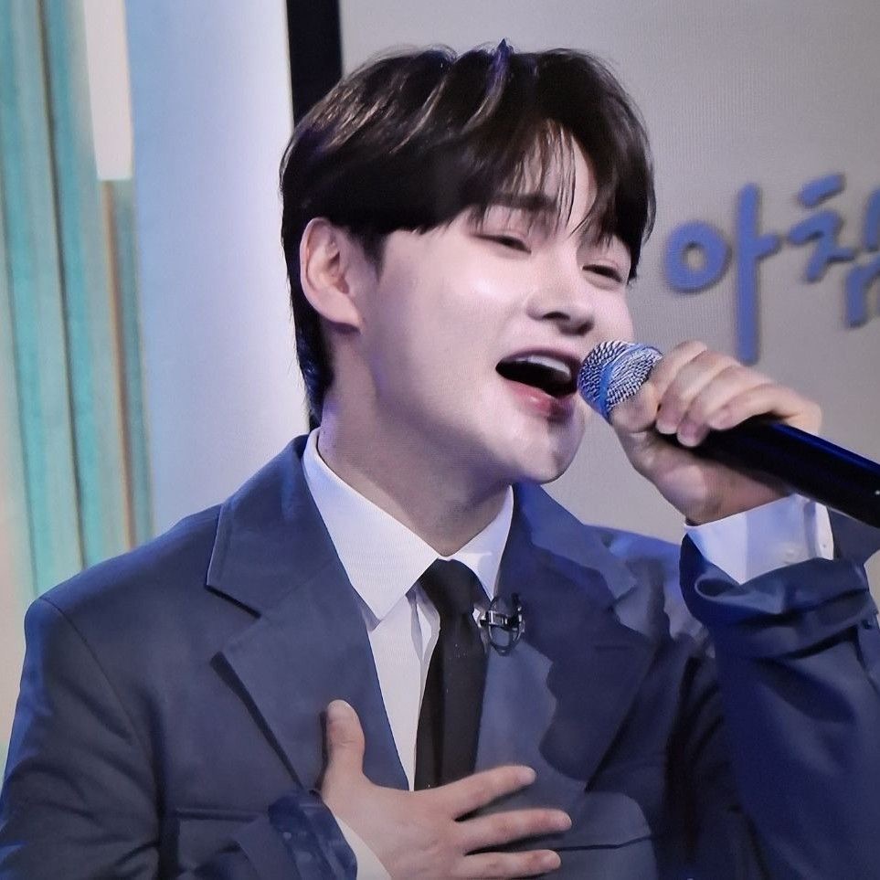 朴瑞鎮的最新照片