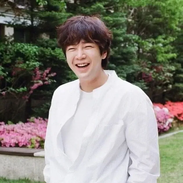 Behind-the-scenes cut of Jang Geunsuk