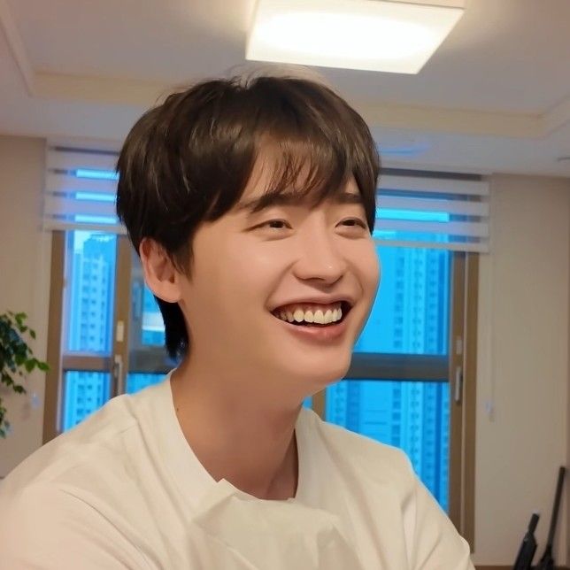 Momen yang diabadikan oleh penggemar Lee Jongsuk