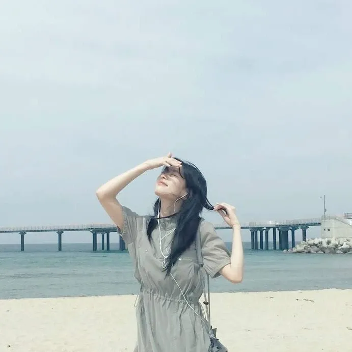 Recent activity shot of Jung Somin