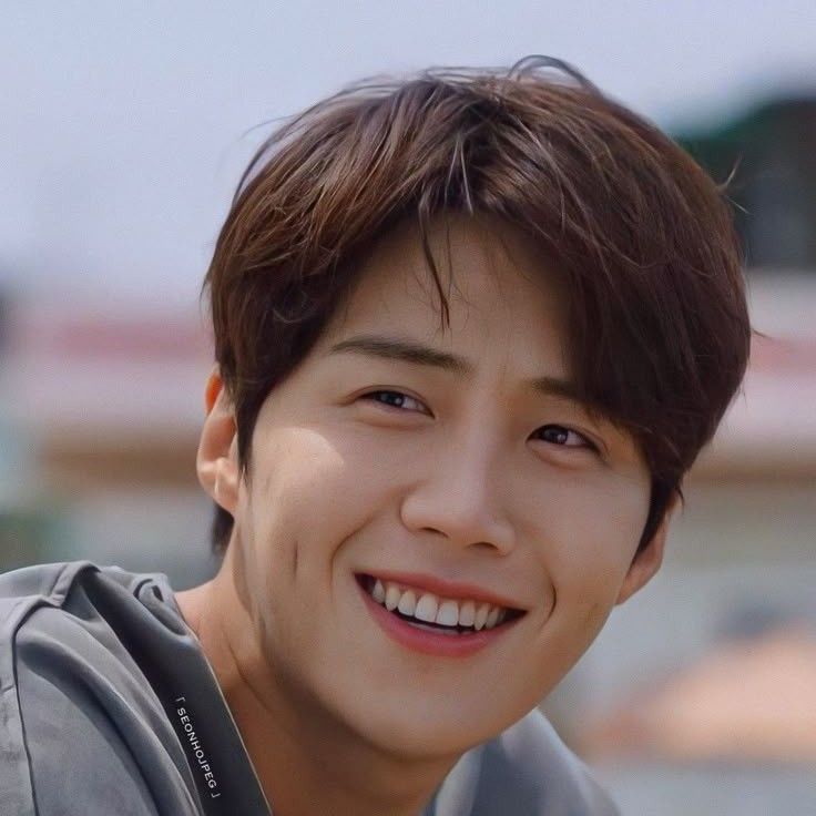 Latest photo of Kim Seonho