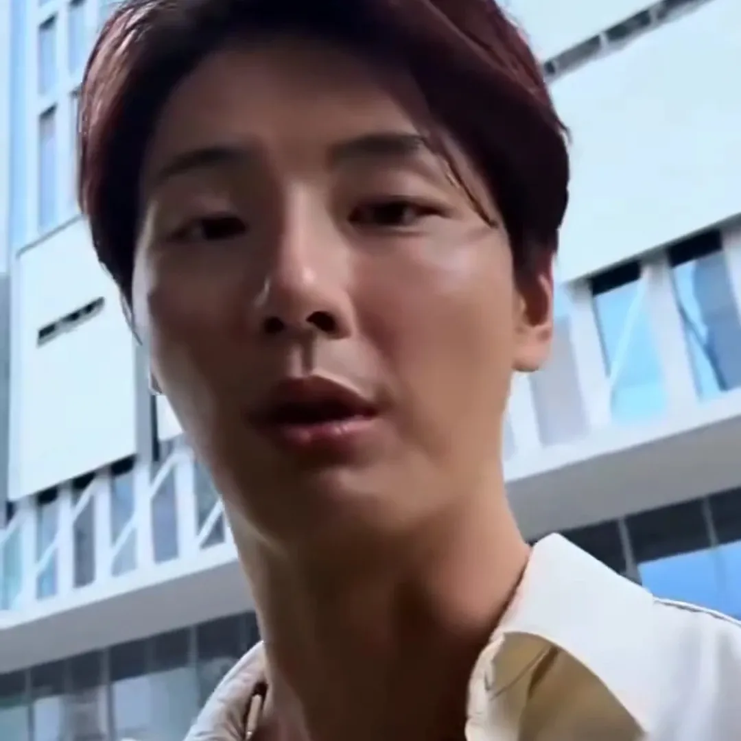 Recent activity shot of Yoon Shiyoon