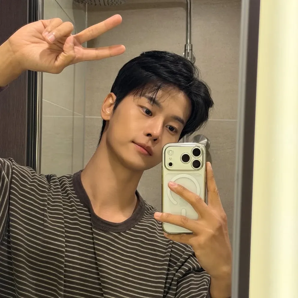 Behind-the-scenes cut of Cha Hakyeon (N)