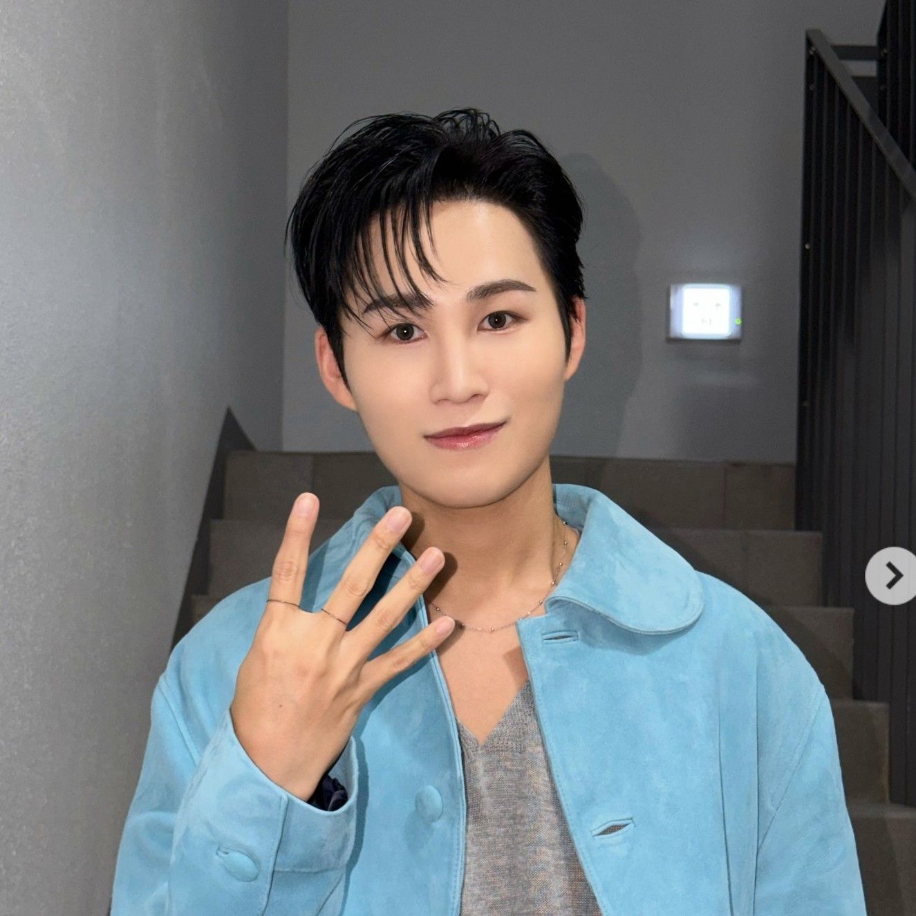 김희재의 비하인드 컷