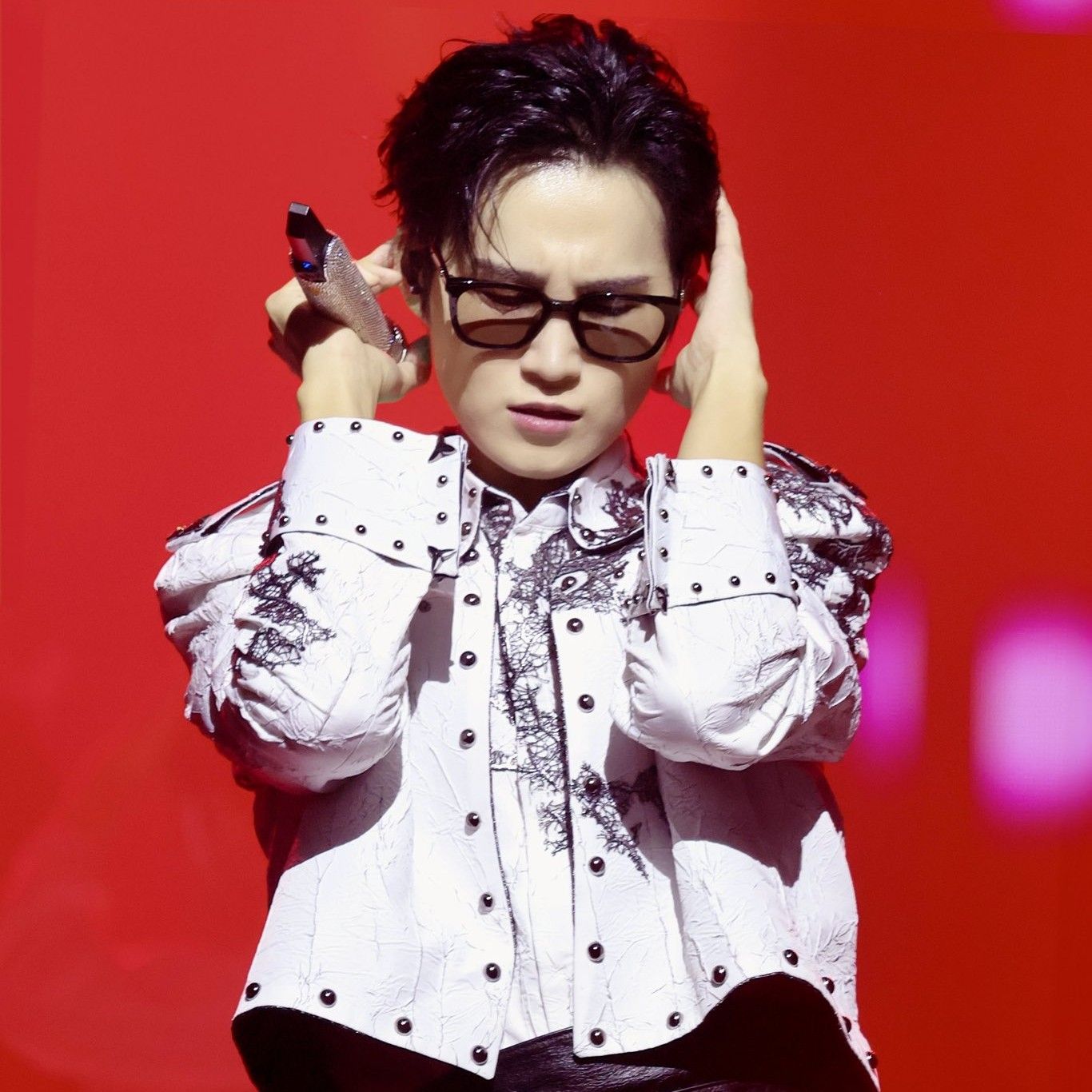 김희재의 비하인드 컷