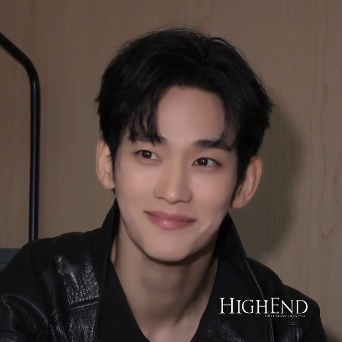 Recent activity shot of Kim Soohyun