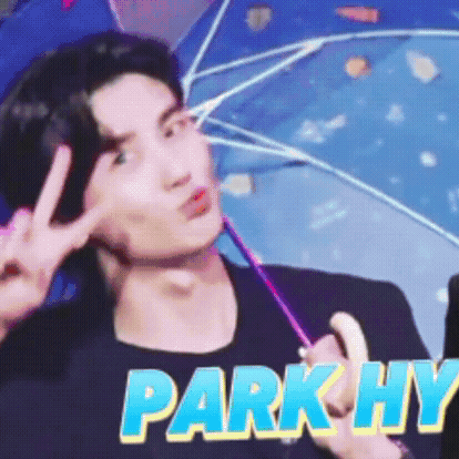A moment captured by a fan of Park Hyungsik