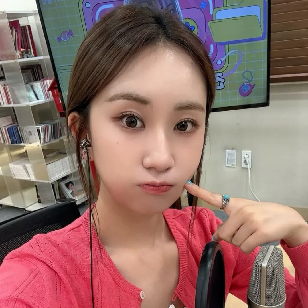 Momen yang diabadikan oleh penggemar Jeon Yujin