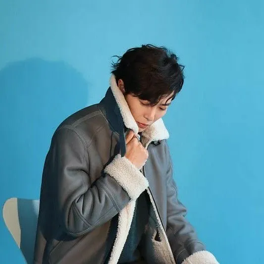 A moment captured by a fan of Kim Jaewook