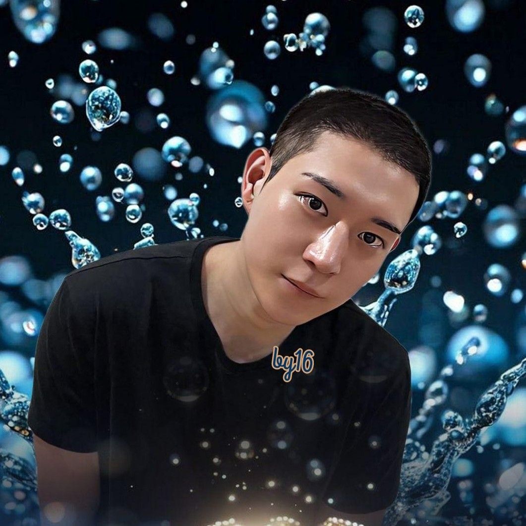 A moment captured by a fan of Kim Youngdae