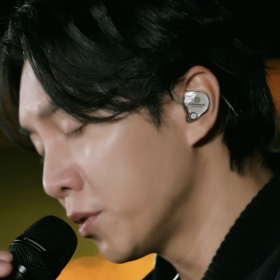 Cuplikan di balik layar dari Lee Seunggi