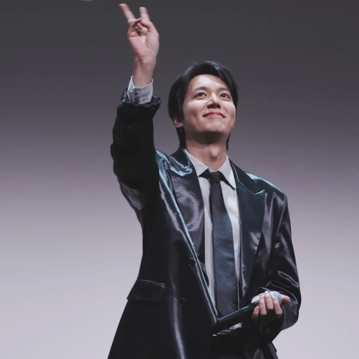 Behind-the-scenes cut of Lee Minho