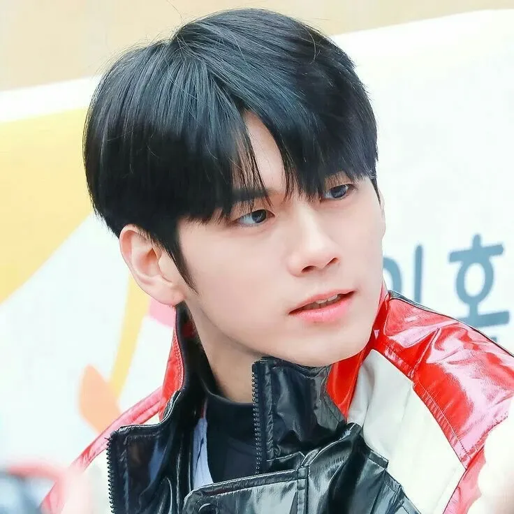 邕聖祐的最新照片